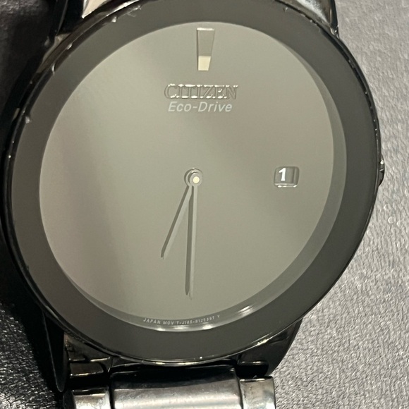 Citizen Eco-Drive Axiom Black Out Stainless Men's Watch - J165-S086892 - Picture 2 of 5